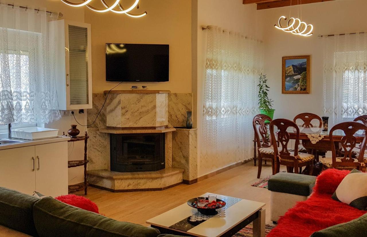 Villa Goliku Peshtan Bagian luar foto