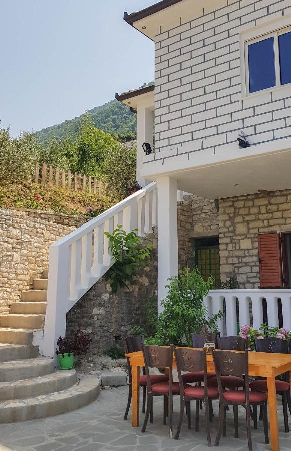 Villa Goliku Peshtan Bagian luar foto
