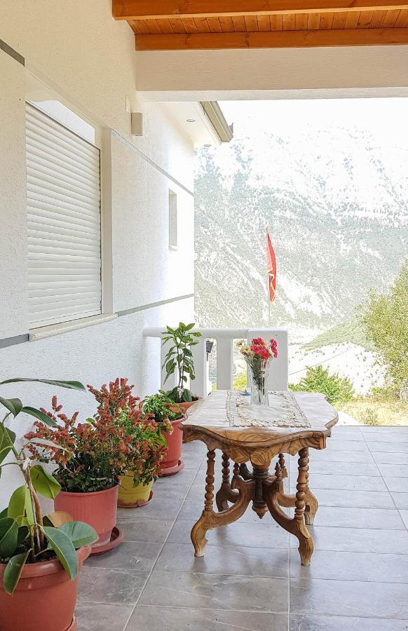 Villa Goliku Peshtan Bagian luar foto