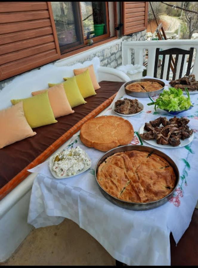 Villa Goliku Peshtan Bagian luar foto