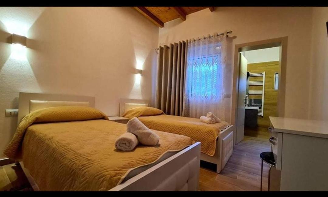 Villa Goliku Peshtan Bagian luar foto